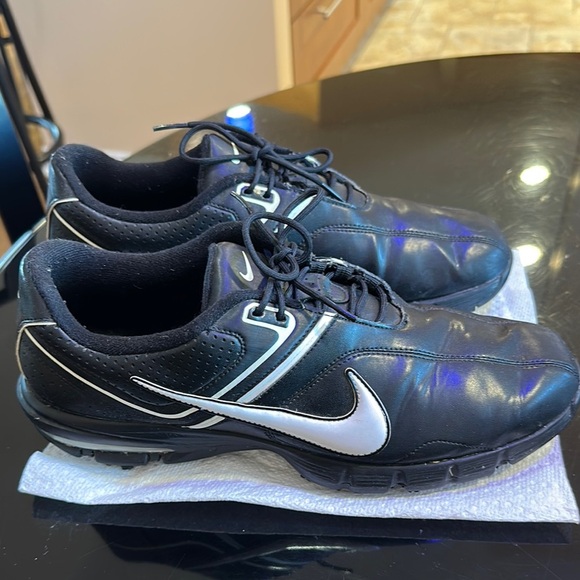 Golf shoes Nike Men's Black Athletic Golf Shoes size10 pre-owned - Picture 2 of 9